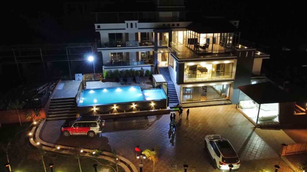 Arc Valley Resort ماهاباليشوار المظهر الخارجي الصورة