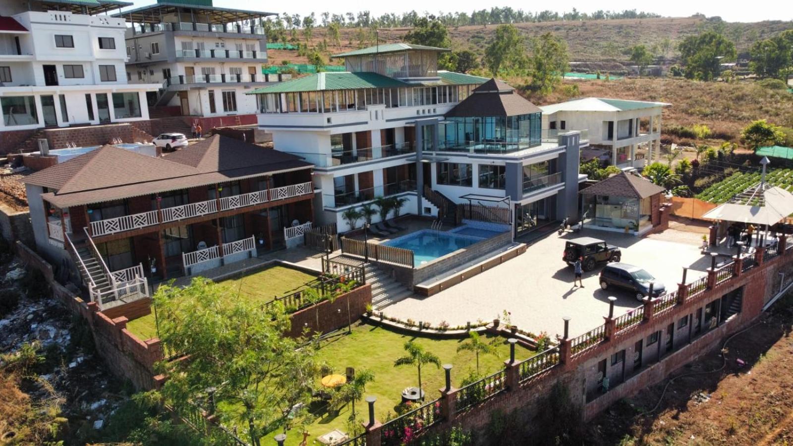 Arc Valley Resort ماهاباليشوار المظهر الخارجي الصورة