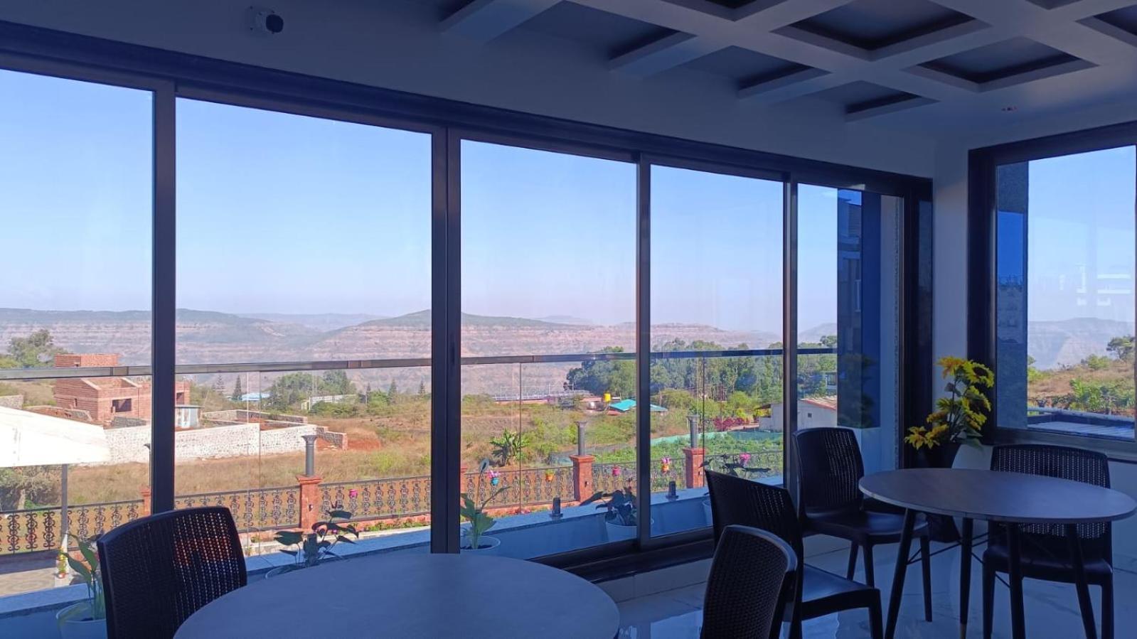 Arc Valley Resort ماهاباليشوار المظهر الخارجي الصورة