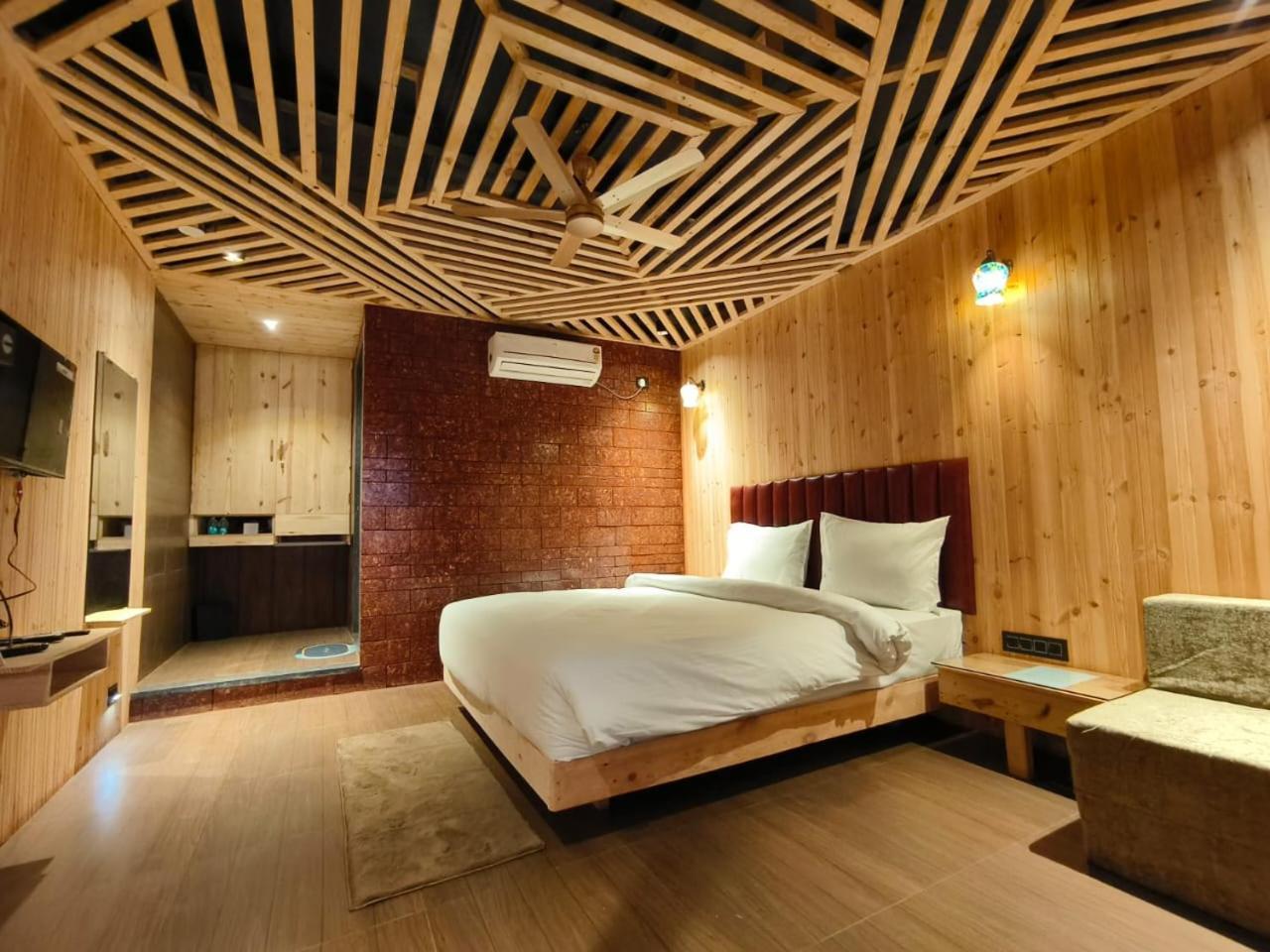 Arc Valley Resort ماهاباليشوار المظهر الخارجي الصورة
